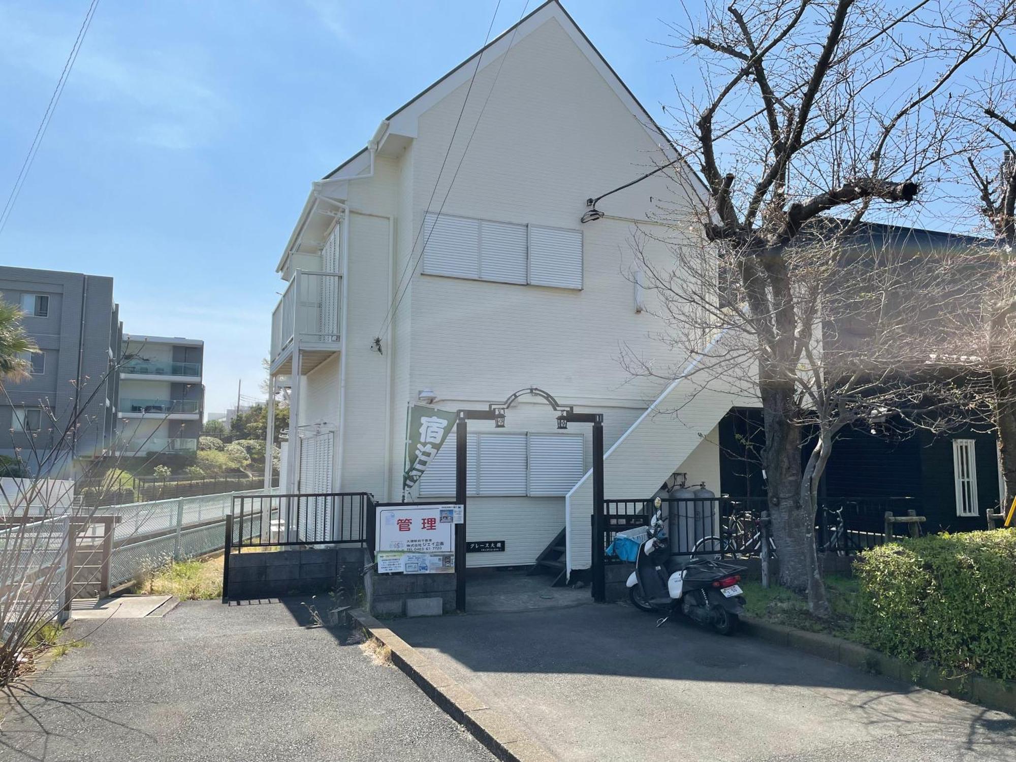 グレース大磯 Apartment Oiso Exterior foto